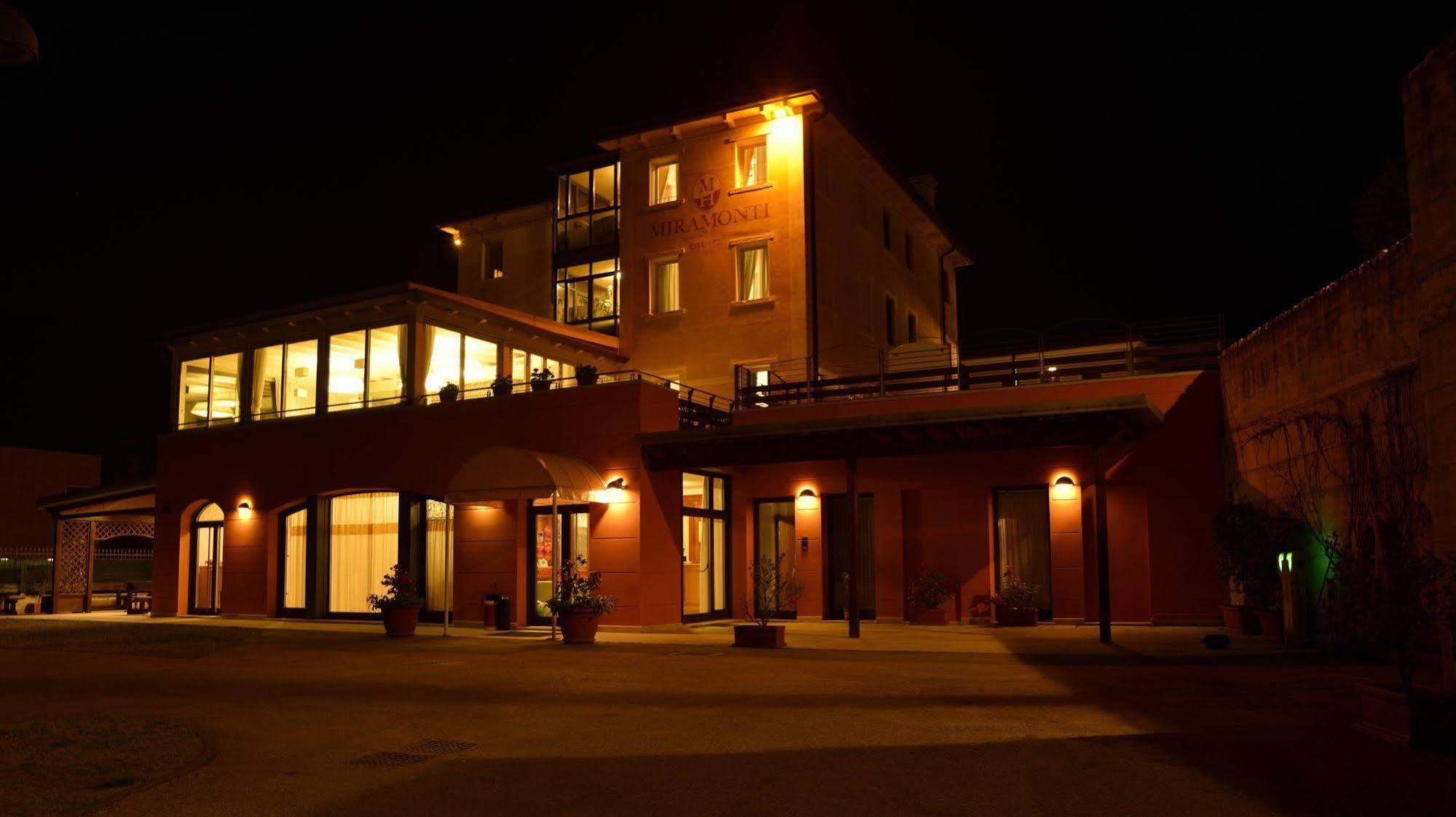 Hotel Miramonti Enoteca Pove del Grappa Eksteriør billede