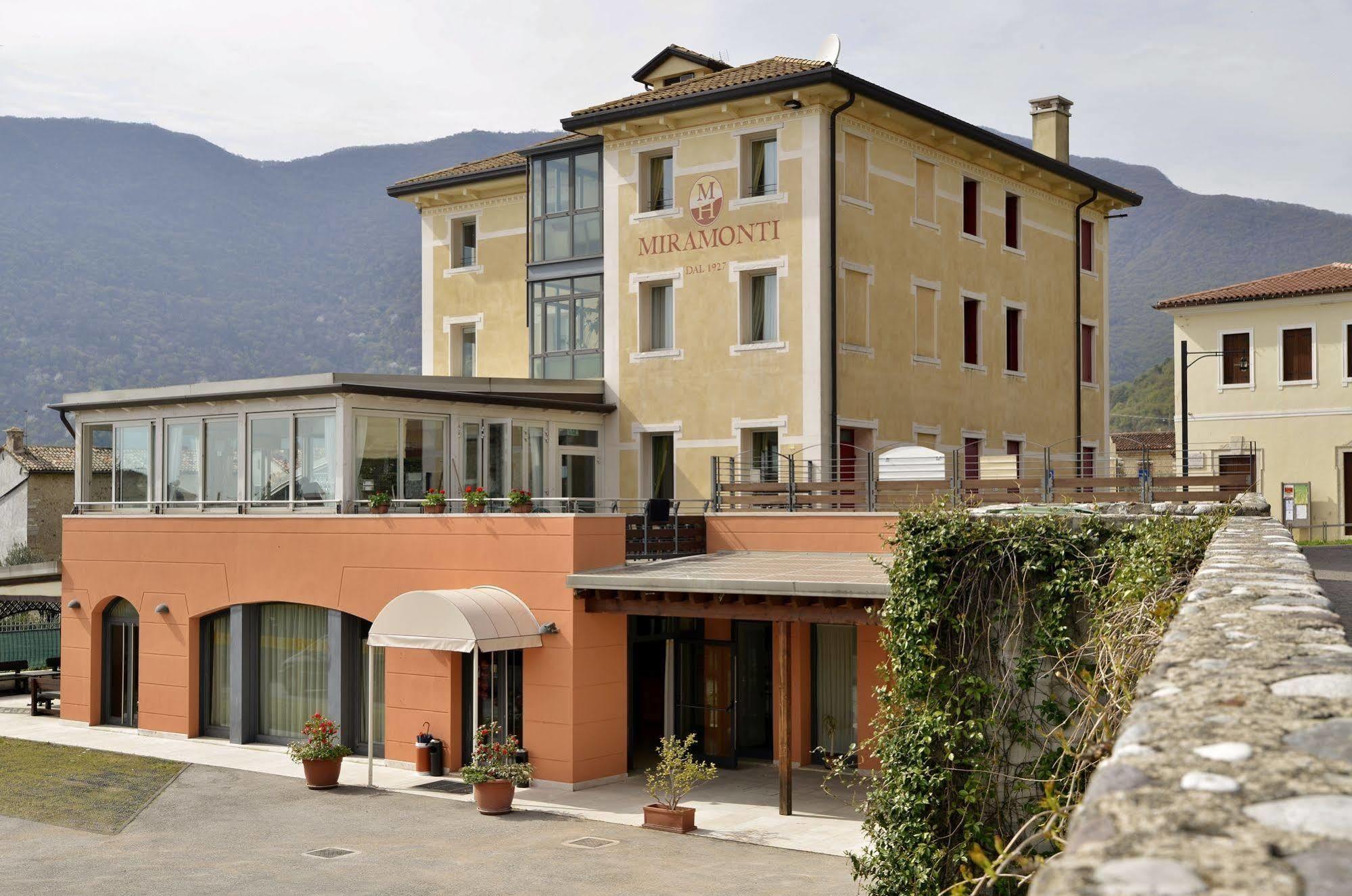 Hotel Miramonti Enoteca Pove del Grappa Eksteriør billede